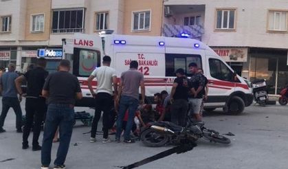 Tırla çarpışan motosikletin sürücüsü ağır yaralandı