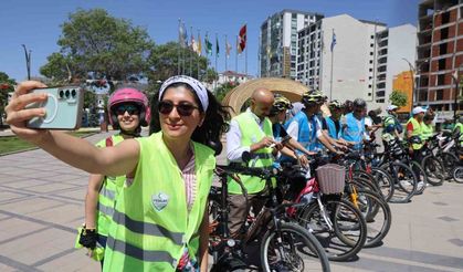 Elazığ’da pedallar sağlık için çevrildi