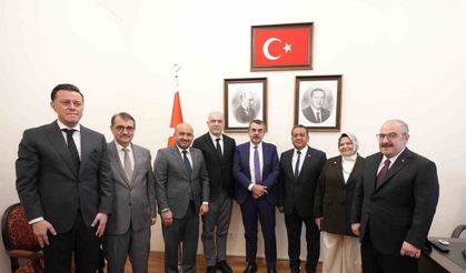 ESO’dan Milli Eğitim Bakanı Dr. Yusuf Tekin’e ziyaret
