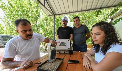 Mersin’de üreticiye toprak analiz cihazı desteği