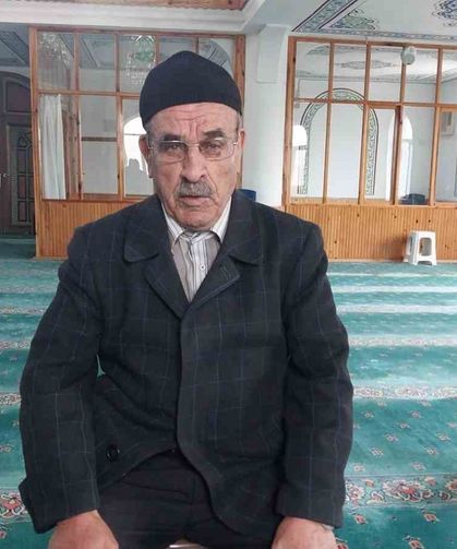Mersin'de 72 yaşındaki Osman amca hafız oldu