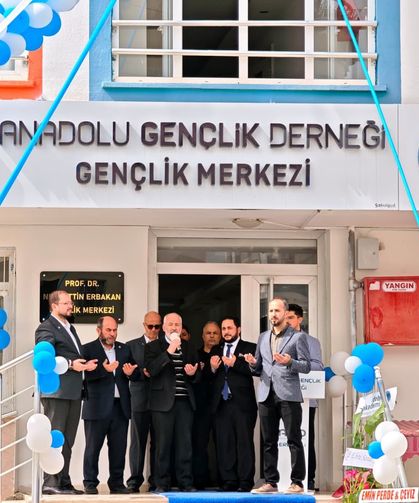 Erdemli’de Heyecan Dolu Açılış: AGD Gençlik Merkezi Kapılarını Açtı
