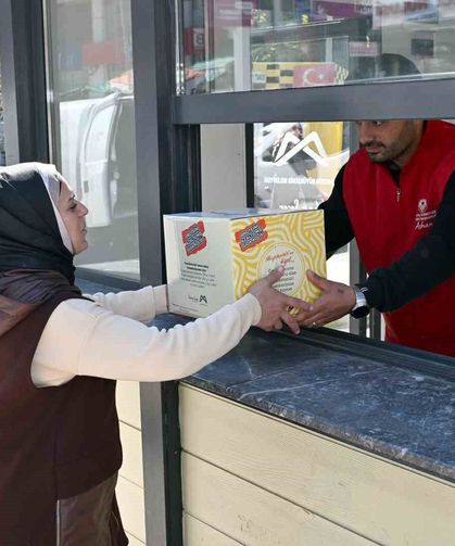 Mersin Büyükşehir Belediyesinden fenilketonüri hastalarına gıda desteği