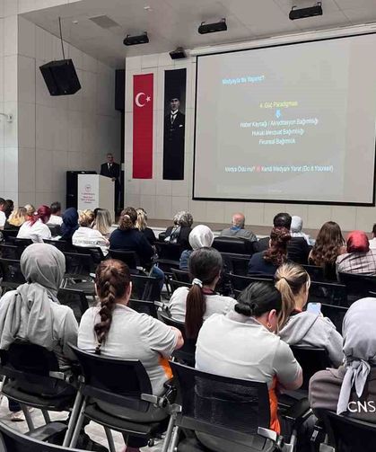 Mersin’de Kritik Uyarılar : Dijital Sağlık Bilgisi Hayat Kurtarır