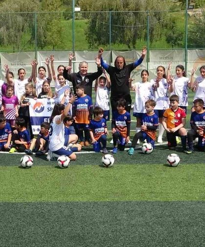 Mersin Üniversitesi'nde yüzlerce çocuk ve genç, dijital bağımlılıktan uzak sporla yetişiyor