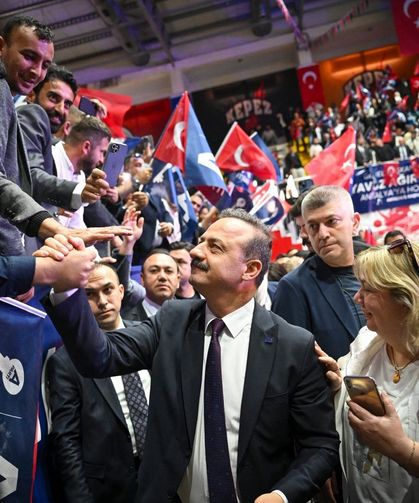 Ağıralioğlu ; '' Anahtar Parti, kararsız hâle getirdiğiniz milletin kararıdır ''