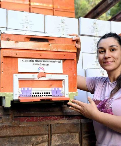 Altın Kovan Projesi kırsalda üretimi büyütüyor