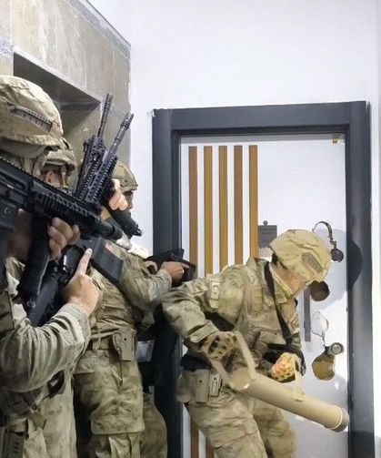Mersin merkezli 7 ilde yasa dışı bahis operasyonu: 28 tutuklama