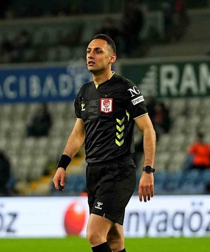 Trendyol Süper Lig'de yeni sezonun hakemleri açıklandı