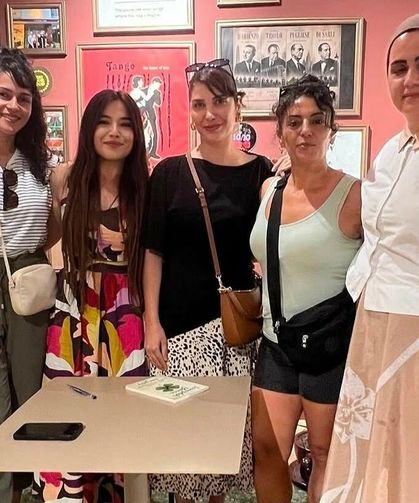 Betül Yıldız, "İçimizdeki Yonca" ile Mersinli Okurlarıyla Buluştu