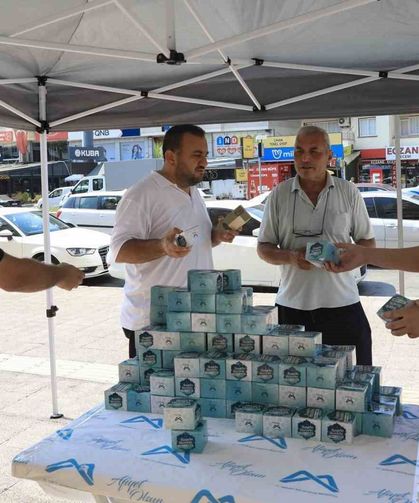 Mersin Büyükşehir’den Kandil Geleneğini Yaşatan İkram