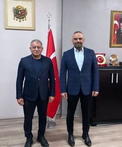 Turhan , Erdemli'de Sağlık Çalışanlarının Taleplerini Dinledi