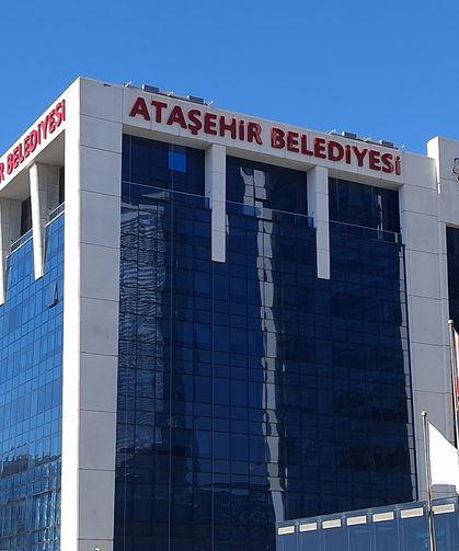 Ataşehir'de Cumhur İttifakı'nın adayı Serdar Orhan Başkanvekili seçildi