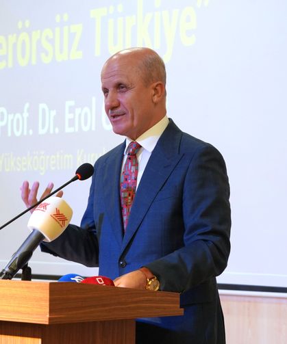 YÖK Başkanı Özvar'dan Sınav Yöntemi Konusunda Üniversitelere Çağrı