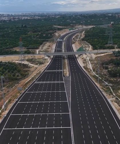 Çeşmeli-Kızkalesi otoyolu pazartesi günü açılıyor