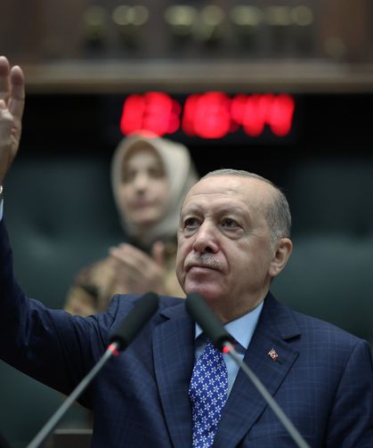 Erdoğan , '' Ne Mutlu Ki Soran Sorgulayan Bir Tabanımız Var ''