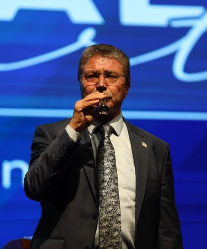 KKTC Başbakanı Üstel: "Muhalefet konuşur, biz yaparız"