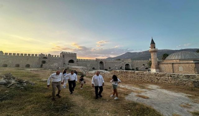 Vali Pehlivan’dan Mamure Kalesi ve Anemurium Antik Kenti’ne ziyaret