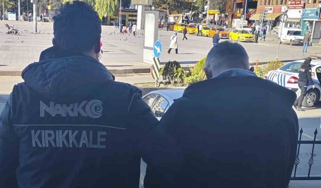 Kırıkkale’de uyuşturucu ticareti yapan 2 şüpheli tutuklandı