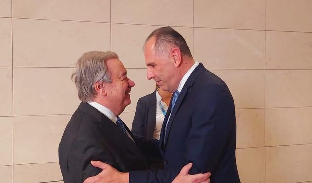 Cenevre’deki Kıbrıs konulu toplantı başladı