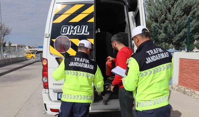 Aksaray’da okul servisleri jandarma denetiminde