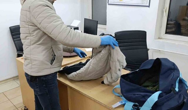 Montların astarından uyuşturucu hap çıktı