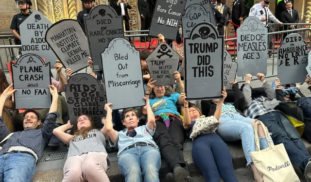 Manhattan’da 'Milyarder Galasına' protesto şoku!