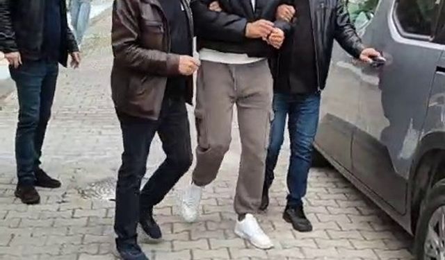 37 yıl 4 ay hapis cezasıyla aranan şüpheli, kız arkadaşıyla tatilde yakalandı
