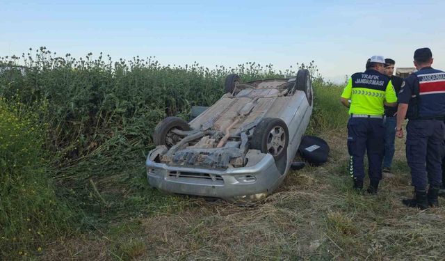 Bursa’da kontrolden çıktı, şarampole yuvarlandı: 5 yaralı