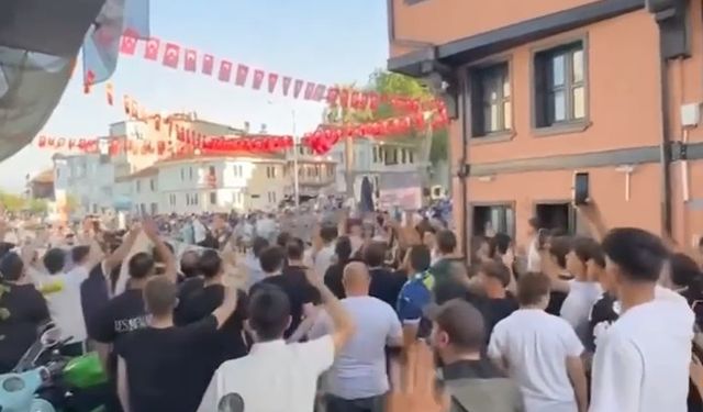 Bursaspor taraftarlarından Mudanya Belediye Başkanı’na tepki