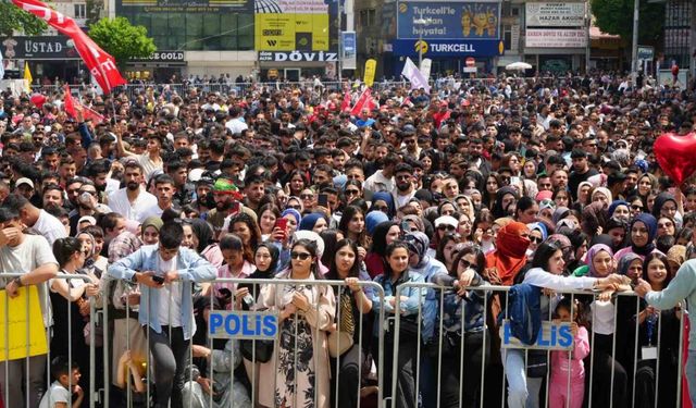 Iğdır’da 1 Mayıs Emek ve Dayanışma Günü coşkuyla kutlandı