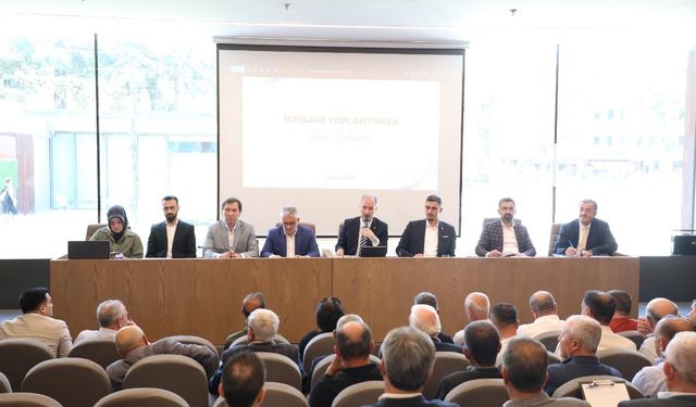 İnegöl Belediyesi’nde muhtarlarla istişare toplantısı