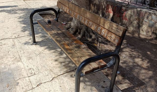 Mersin’de belediyenin park ve yeşil alanları tahrip edildi