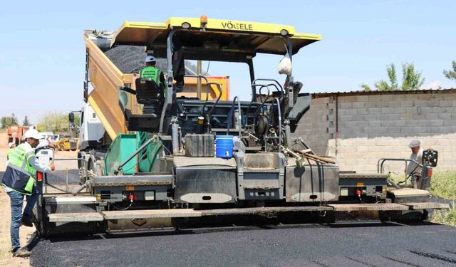 Şanlıurfa kırsalına 520 kilometre sathi asfalt döküldü