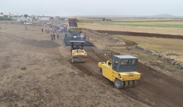 Şırnak’ta BSK asfalt serimi başladı