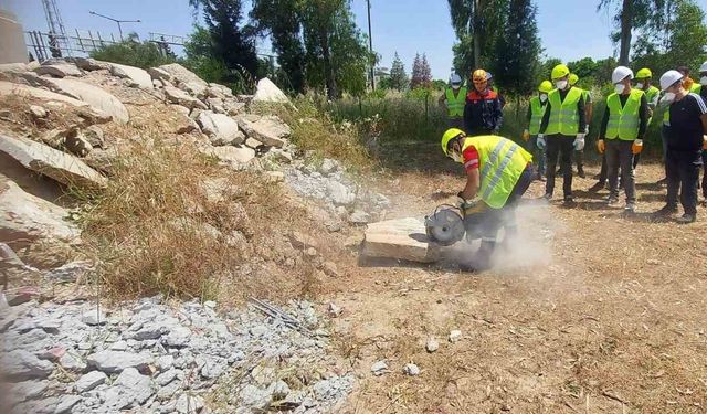 Söke’de arama kurtarma eğitimleri devam ediyor