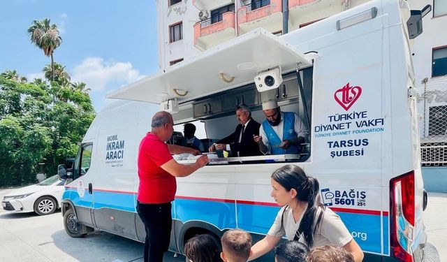 Tarsus Müftülüğünden öğrencilere sürpriz