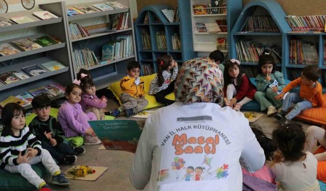 Van Halk Kütüphanesi’nden çocuklar için masal saati