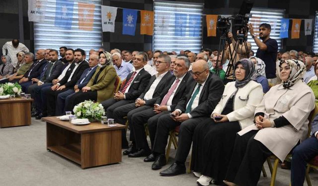 AK Parti Elazığ teşkilatında bayramlaşma