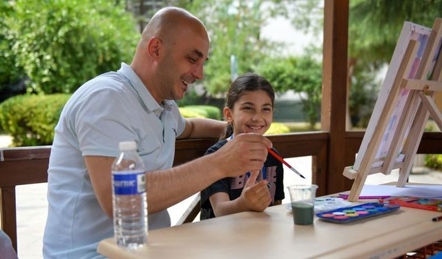 Esenyurt Belediyesi Babalar Günü’nde çocukların babalarıyla hayallerini gerçeğe dönüştürdü