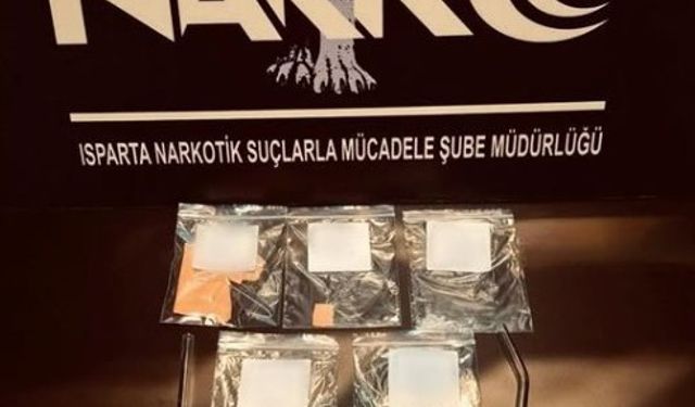 Isparta’da düzenlenen operasyonda çok miktarda uyuşturucu madde ele geçirildi