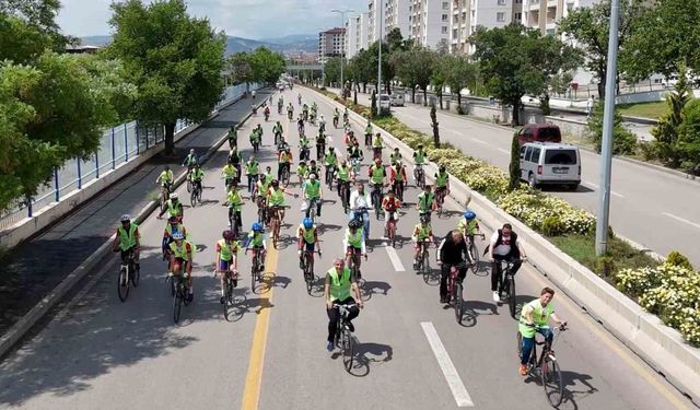 Kırıkkale’de sağlıklı yaşam için pedal çevirdiler