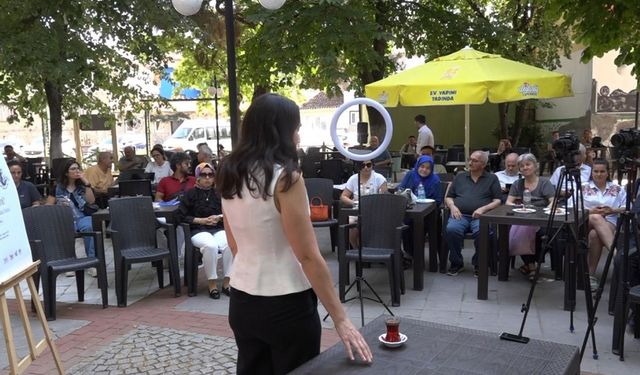 Kırklareli’nde ’Bilim Kafe’ buluşmalarında, şekerin vücuda etkileri konuşuldu