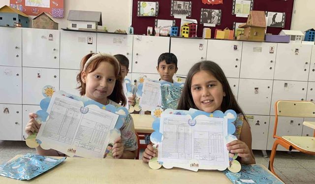 Osmaniye’de 132 bin öğrenci karne heyecanı yaşadı