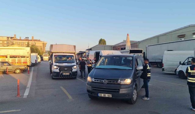 Sebze ve meyve toptancı halinde vergi denetimi