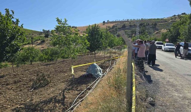 Bahçesinde kazı yaparken toprak altında kalan şahıs hayatını kaybetti