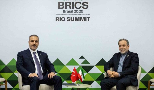 Bakan Fidan, İranlı mevkidaşı Abbas Arakçi ile görüştü