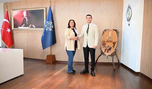 Başkan Çerçioğlu, CHP Aydın İl Gençlik Kolları Başkanı Kılıç ile görüştü