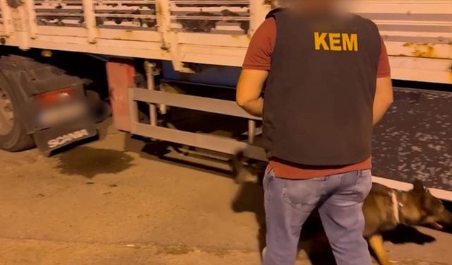Batman’da durdurulan tırda 27 kilogram esrar ele geçirildi