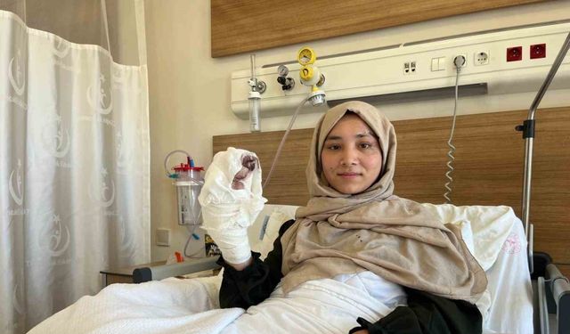 Çin zulmünden kaçan Uygur Türk’ü Ayşe, Eskişehir’de şifa buldu